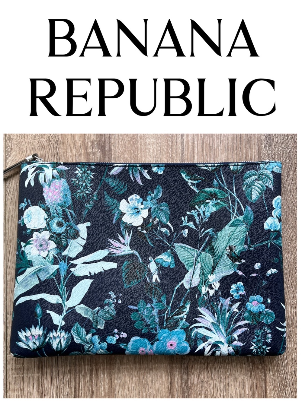BANANA REPUBLIC Navy Blue Floral Flowers Chinoiserie Zip Clutch Purse NEW